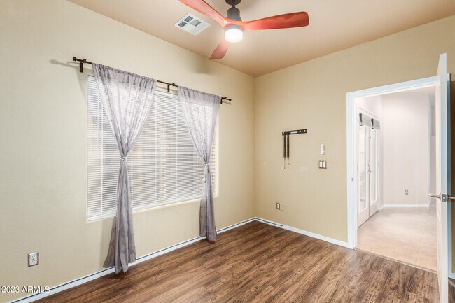 Building Photo - 16734 E La Montana Dr