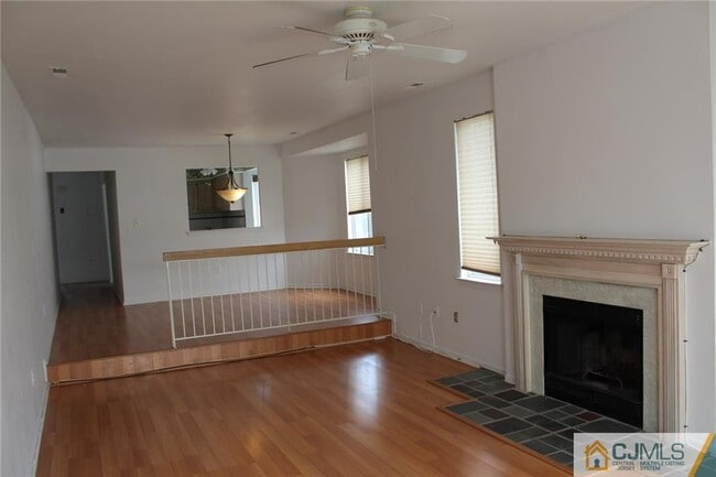 Building Photo - 2401 Jesse Way