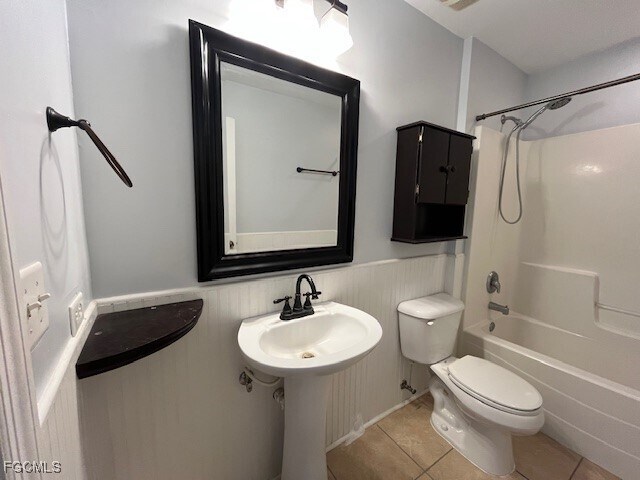 Building Photo - 526 NW 16th Terrace