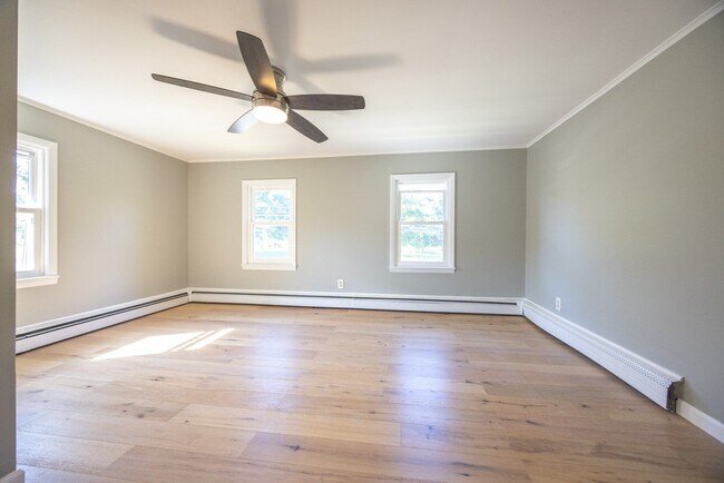 Building Photo - 52 East Ave