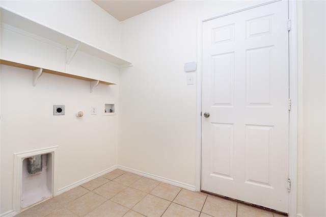 Building Photo - 1031 Barrington Dr
