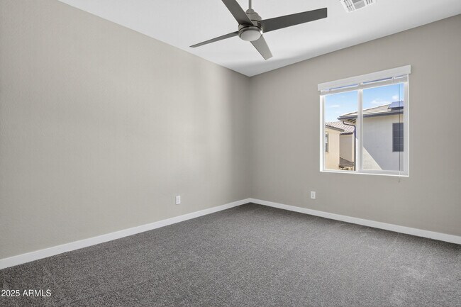 Building Photo - 2350 W Gloria Ln