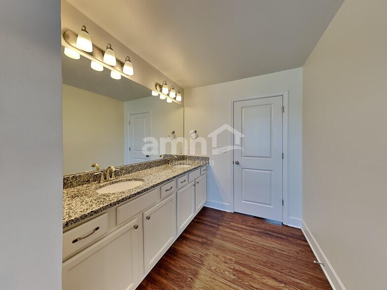 Building Photo - 4316 Spregan Way