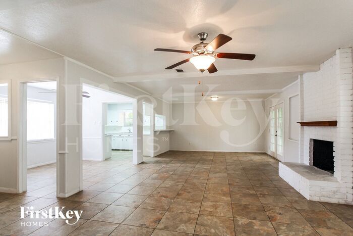 Building Photo - 7006 Falling Waters Dr