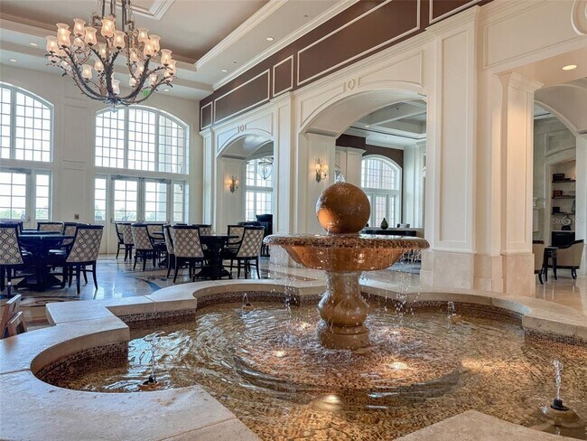 Building Photo - 1100 Sunset View Cir