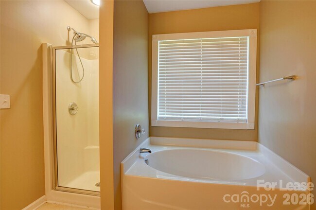 Building Photo - 12411 Stratfield Pl Cir