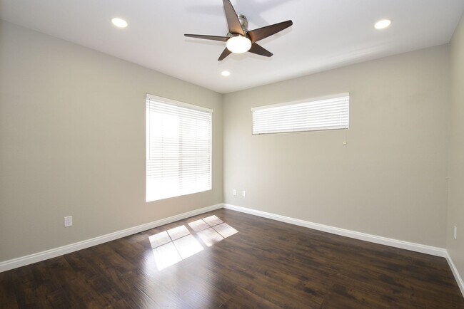 Building Photo - UPGRADED LOVELY 2 BED 2 BATH CONDO AT VISTANA