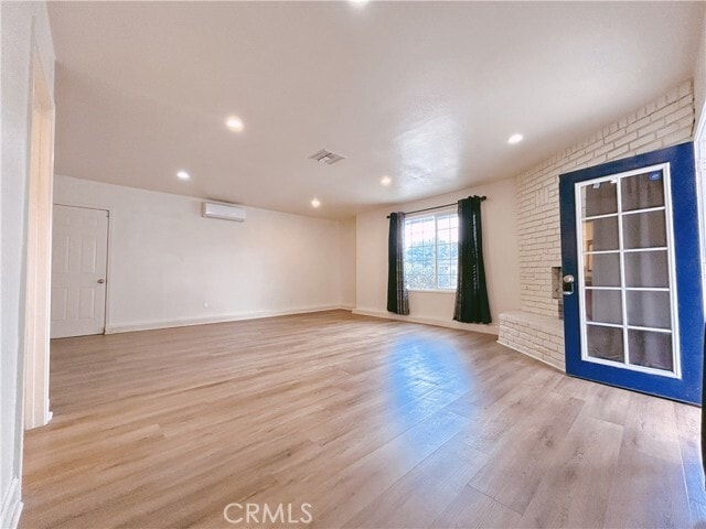 Building Photo - 942 Barbara Ln