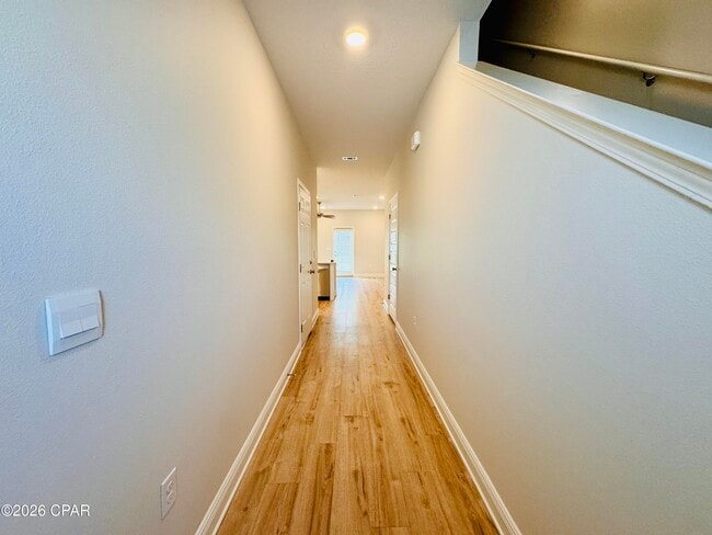 Building Photo - 10 Renea Cv