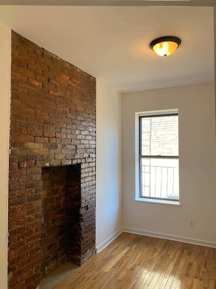 Building Photo - 147 Cortelyou Ave