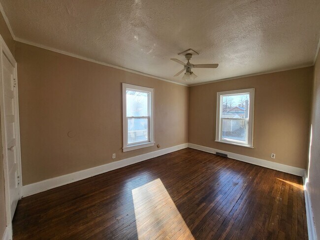 Building Photo - 3914-3916 2nd Avenue