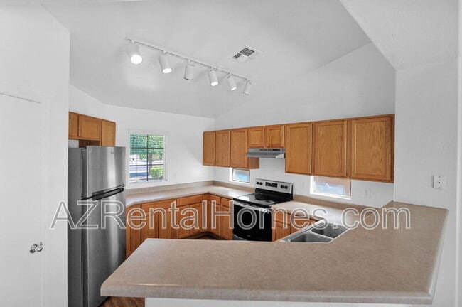 Building Photo - 11187 W Tonto St