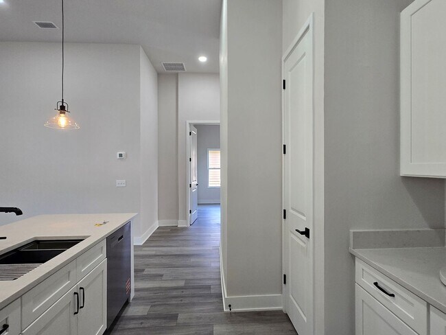 Building Photo - Newer Construction- 3 bed 2 bath Patio Home on the Golf Course – Turkey Creek