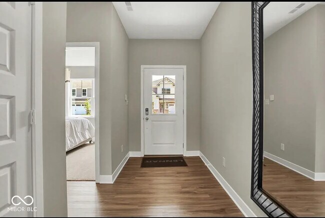 Building Photo - 16935 Sherwin Ct