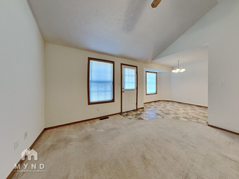 Building Photo - 1719 Windmill Way