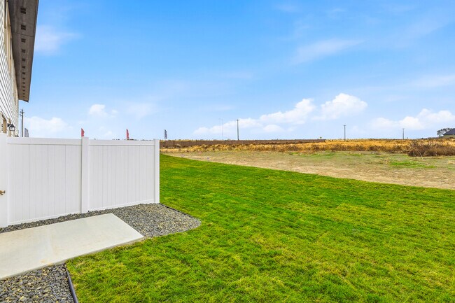 Building Photo - 4210 Rd 114