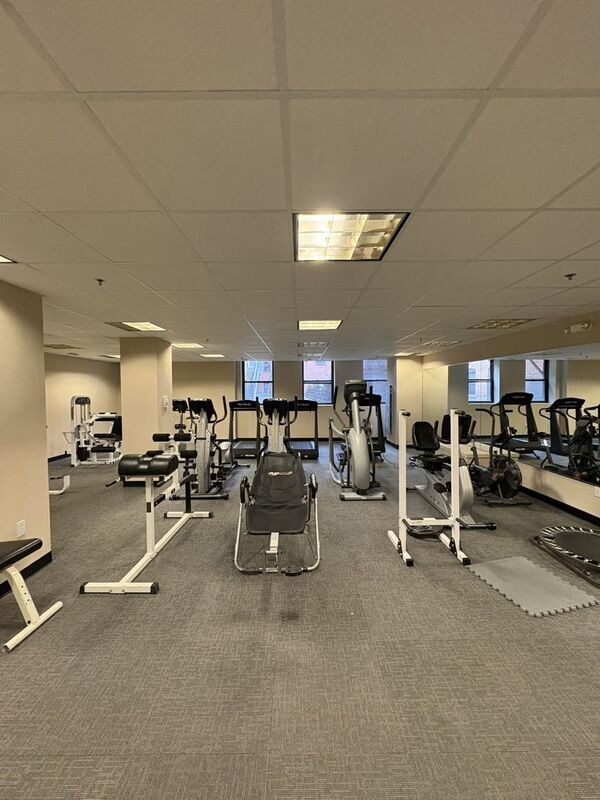 Building Photo - 1211 Light St