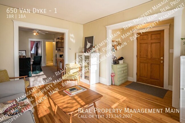 Primary Photo - Your New Home in Detroit: Convenient 1-Bed...