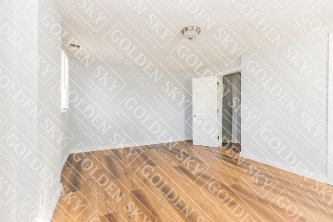 Building Photo - 1212 S Franklin St