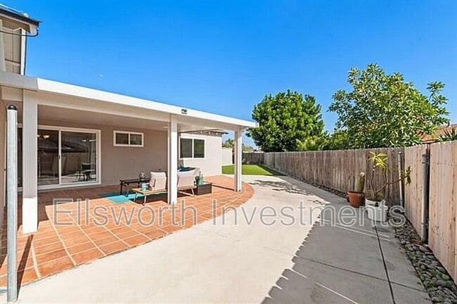 Building Photo - 6531 Barnhurst Dr