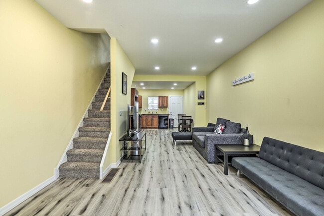 Building Photo - 1621 St. Paul St