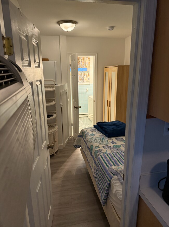 Building Photo - 1027 Ocean Ave