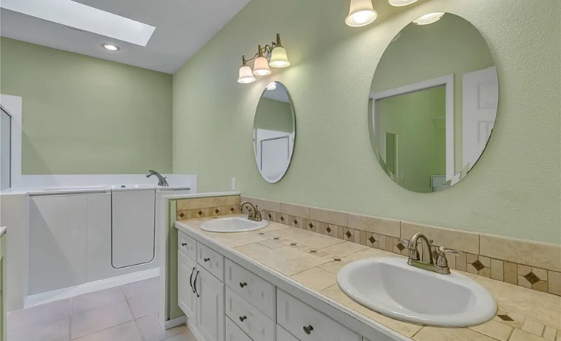 Building Photo - 8804 71 St Ct SW