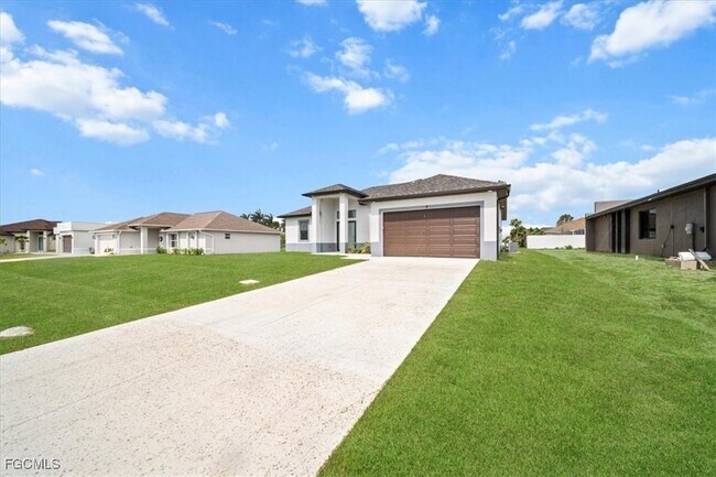 Building Photo - 9 NW 14th Pl