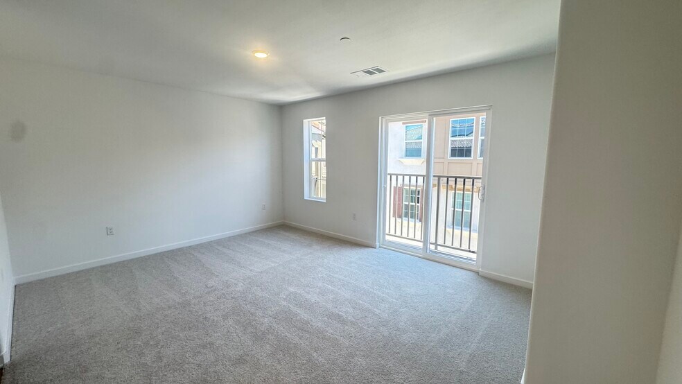 Building Photo - 8397 Tapia Way