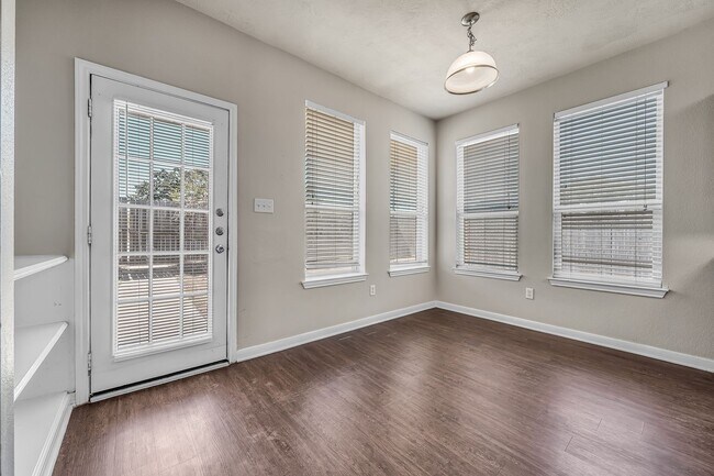 Building Photo - AUGUST 2026 MOVE IN!  Great 4 Bedroom 4 Bathroom Home