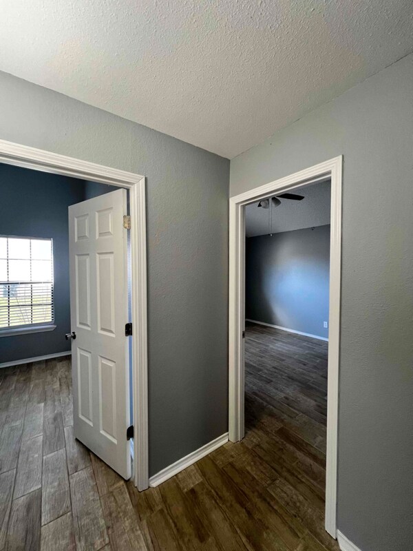 Building Photo - 2504 Liberty Ln