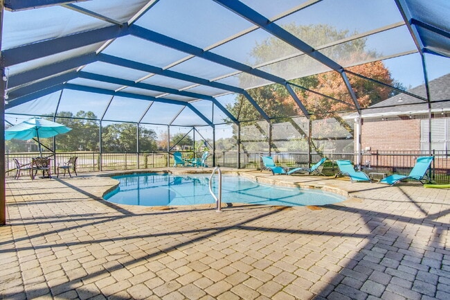 Building Photo - Hidden Creek Golf Course Home with Pool, Fenced Yard, and Bonus Room!