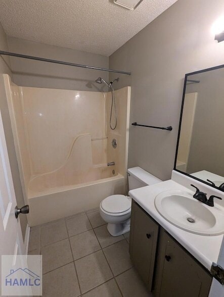 Building Photo - 1413 Desert Storm Dr