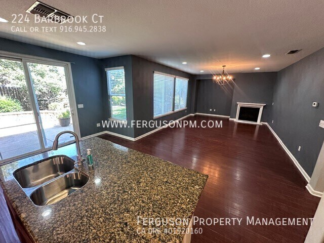 Building Photo - 224 Barbrook Ct