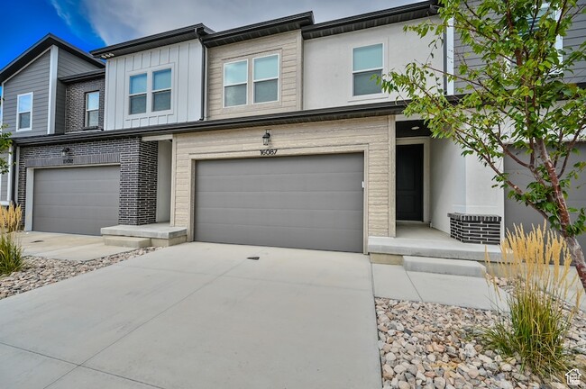 Building Photo - 16087 S Truss Dr
