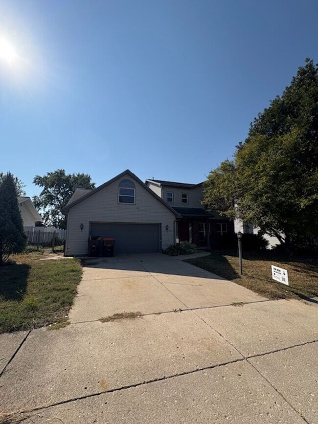 Building Photo - Beautiful Home in Peoria just off of Unive...