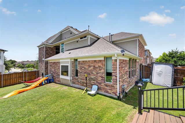 Building Photo - 8700 Fairway Ln