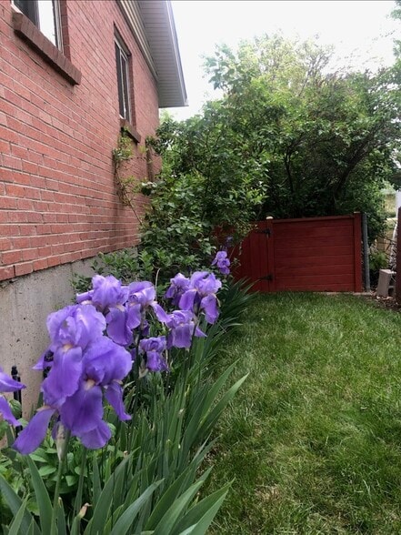 Building Photo - 2934 S Zurich Ct