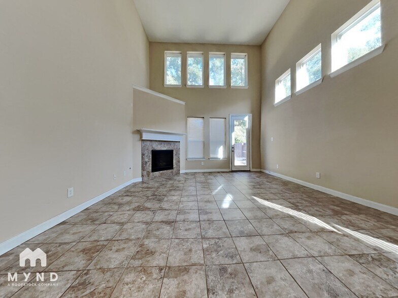 Building Photo - 4918 Woodbury Mill Dr