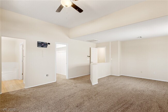 Building Photo - 110 La Suena Ct