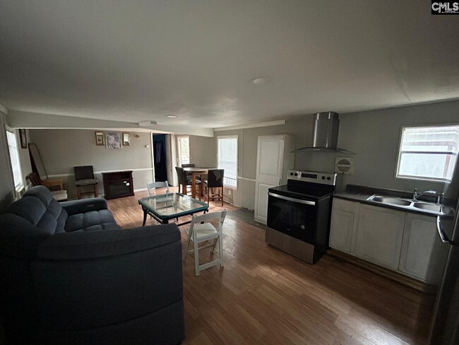 Building Photo - 2100 Legrand Rd