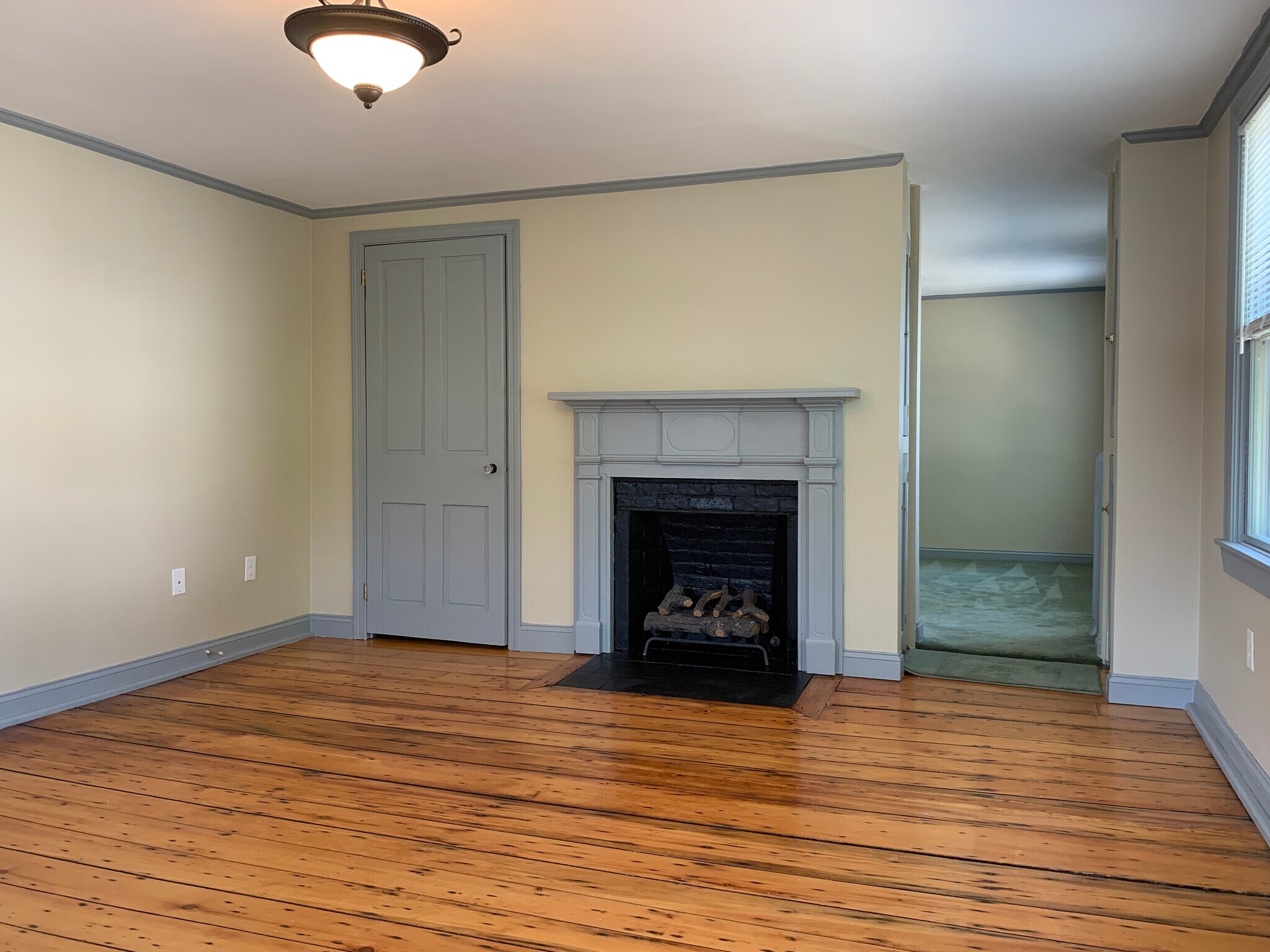 Building Photo - 38 Park St