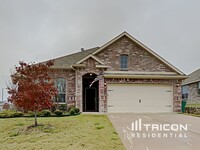 Building Photo - 220 Clark Dr