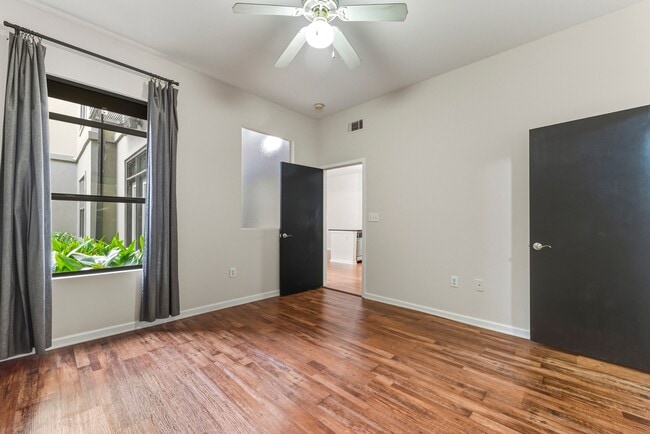 Building Photo - 5300 Peachtree Rd