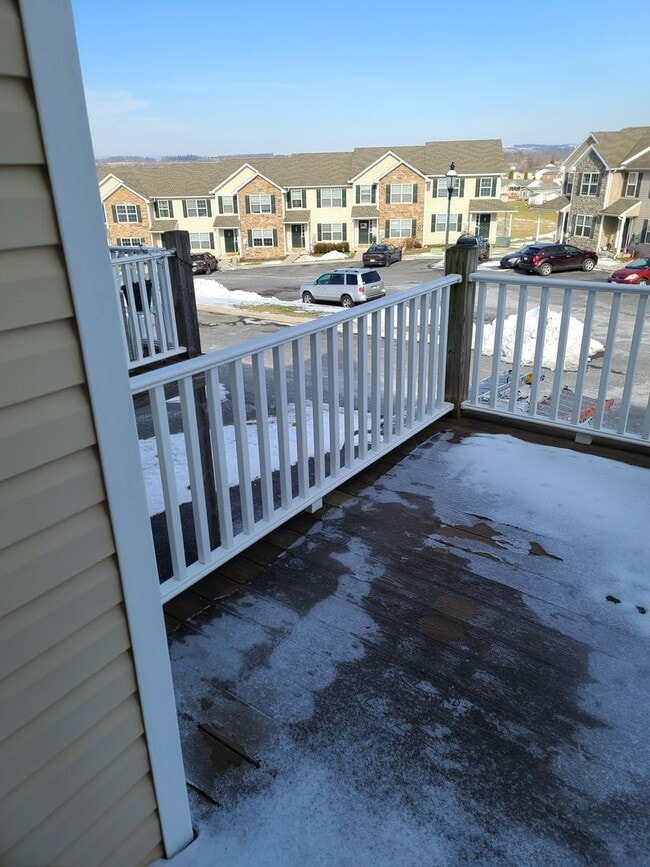 Building Photo - 3 Bedroom Townhome for Rent in Waynesboro