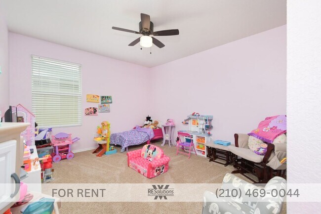 Building Photo - 2019 4-Bedroom Home | 2,106 Sq Ft | Fenced Yard | 2-Car Garage | Pet Friendly | Near Lackland & 1604