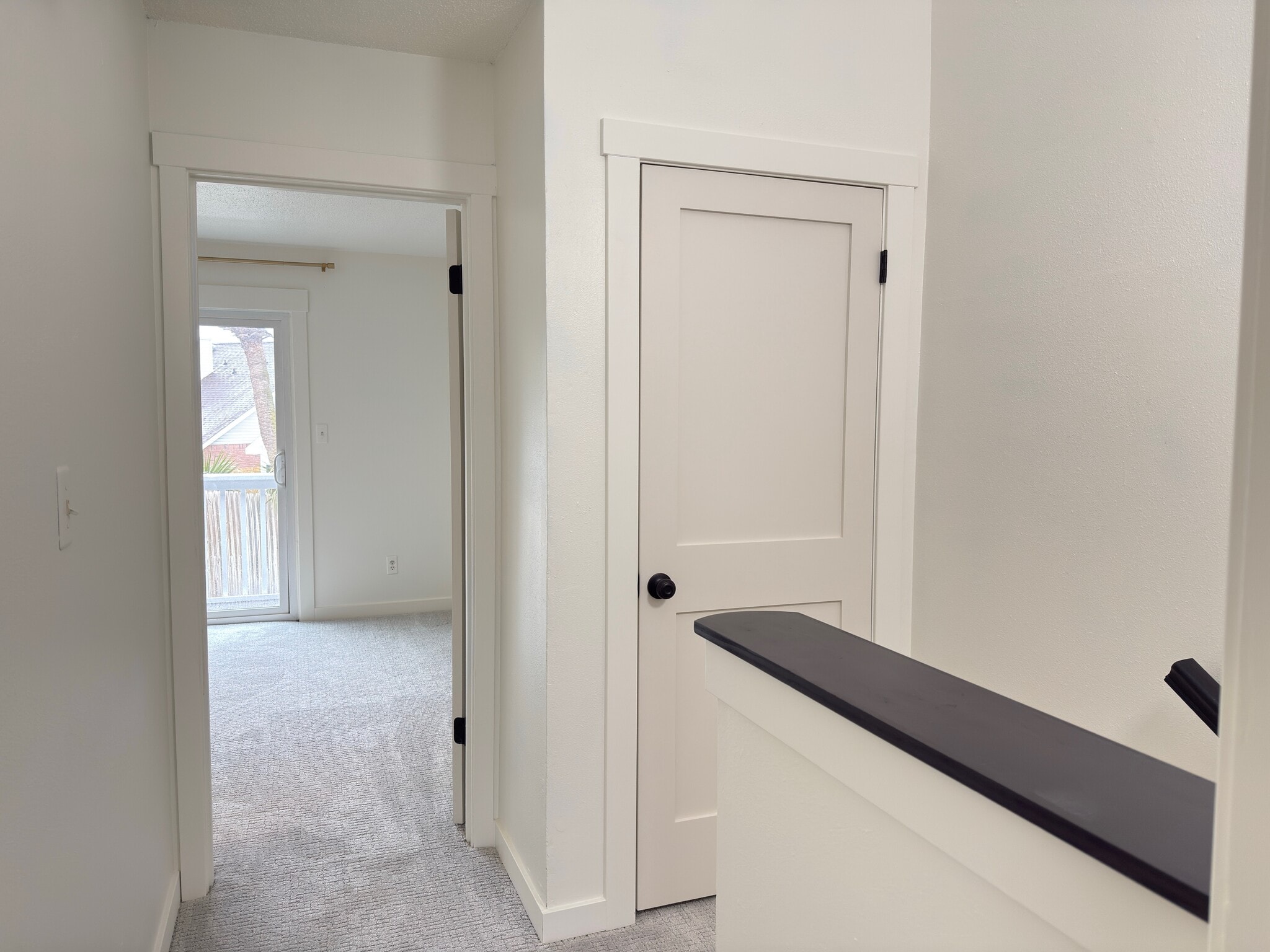 Linen closet - 27 Court Dr