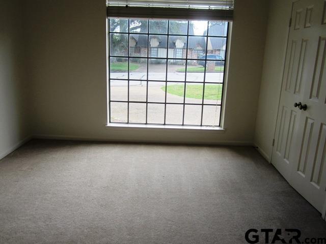 Building Photo - 401 Woodland Hills Dr