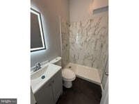 Building Photo - 1156 Franklin St