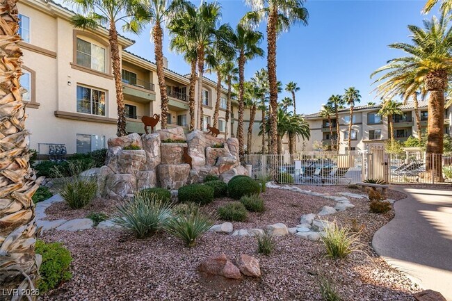 Building Photo - 7147 S Durango Dr